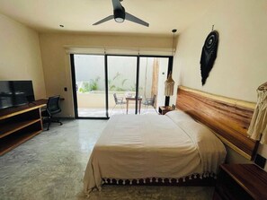 Comfort Apartment, 1 Queen Bed, Pets allowed