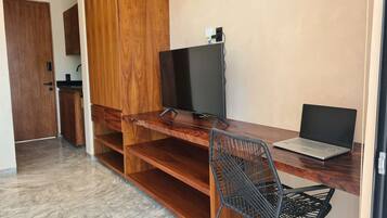 Comfort Apartment, 1 Queen Bed, Pets allowed