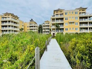 Exterior - Seaside Villa- Oceanfront 3BDR with Golf Cart (Daufuskie Island)