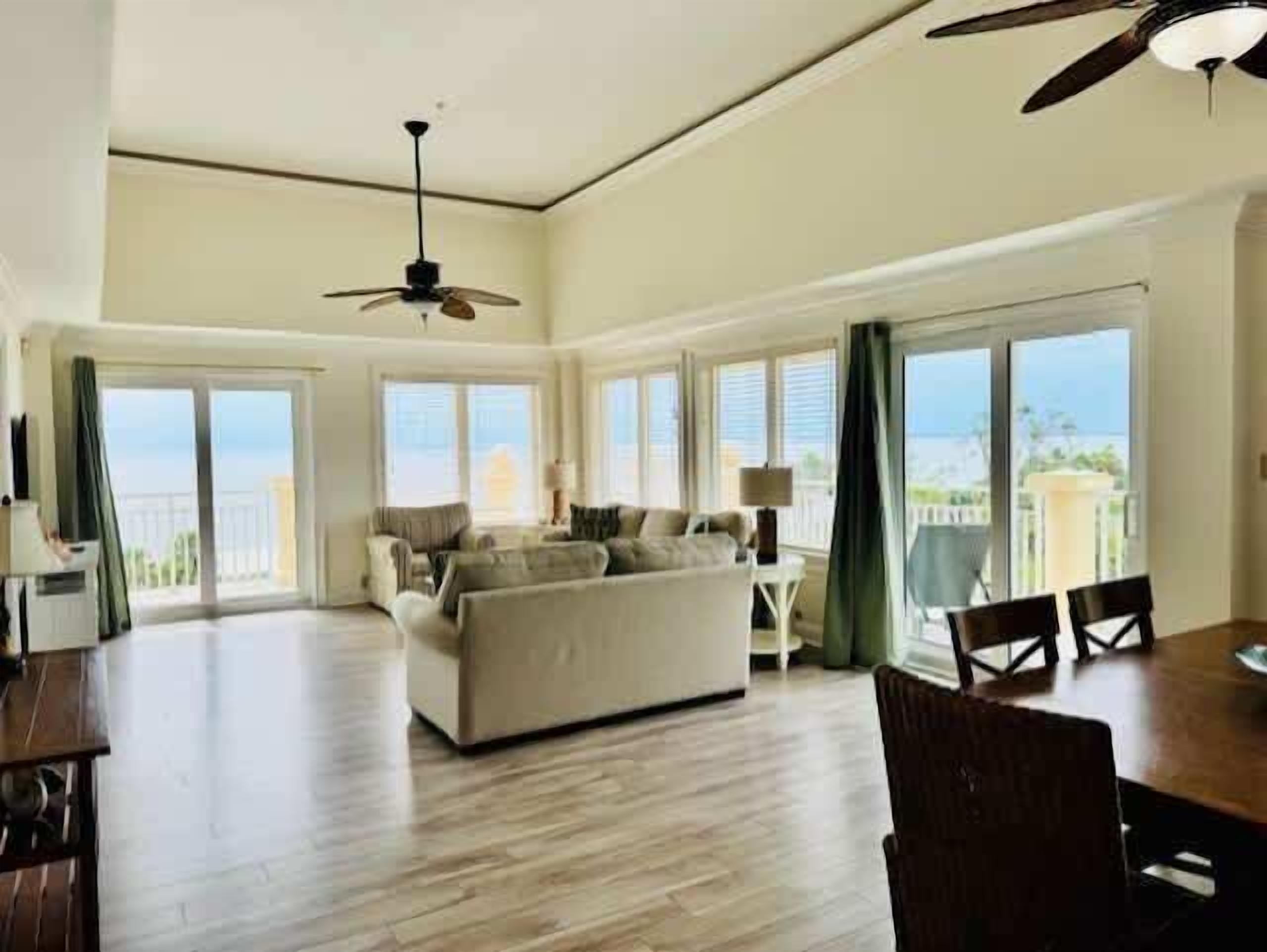 تلفزيون، مكتب