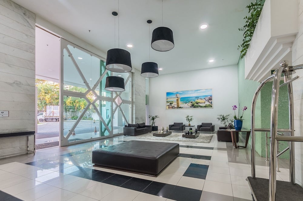 Your Complete Stay in a Building With Pool and Gym, 290m From Shopping da Bahia - Ibfs