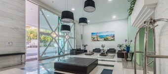 Your Complete Stay in a Building With Pool and Gym, 290m From Shopping da Bahia - Ibfs