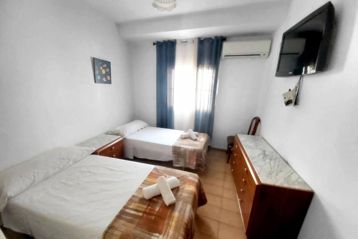 Standard-huone, 2 yhden hengen sänkyä, kaupunkinäköala