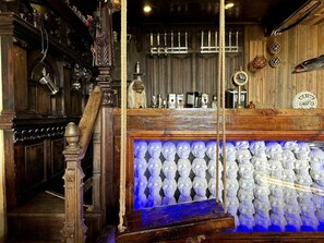 Bar (in der Unterkunft)