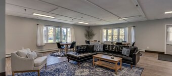 The Pine Street Inn - Room 6