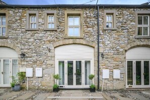 Exterior - Luxury Cottage Settle (Settle)