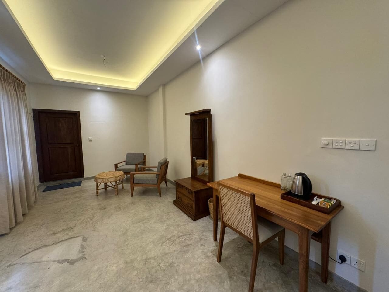 Family Double Room, Lagoon View | Desk, laptop workspace, free WiFi