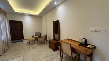 Familie-dobbeltværelse - udsigt til lagune | Skrivebord, arbejdsområde til bærbare computere, gratis Wi-Fi