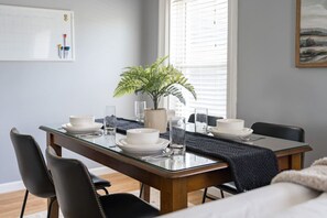 Dining - The Listing Loft - Apt 1 (Carthage)