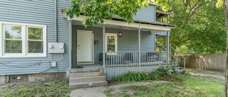 المنشأة من الخارج