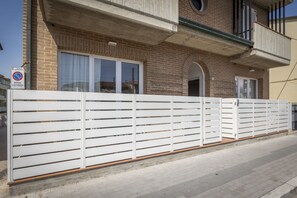 Exterior detail - Perfect Escape for Two  (Civitanova Marche)