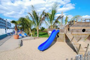 Children's area - Carousel 2202 | Pools, Ice Rink, Arcade, Gym! (Ocean City)