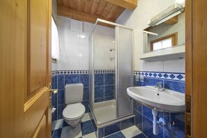 Dusche, Haartrockner, Toilettenpapier