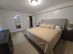 2 bedrooms, in-room safe, iron/ironing board, free WiFi