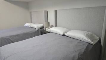 2 bedrooms, in-room safe, iron/ironing board, free WiFi