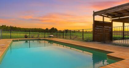 Stay at Shiraz Summar