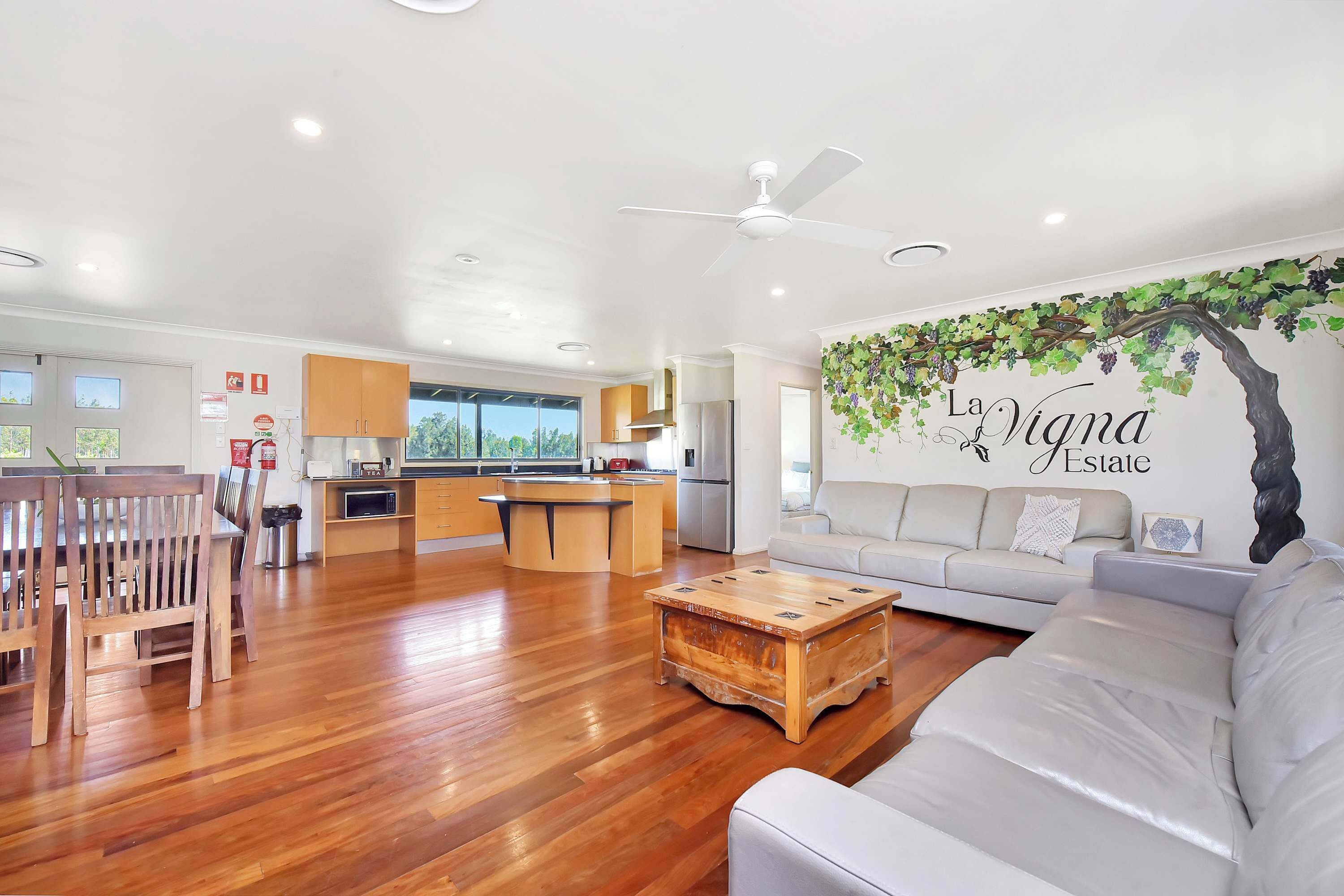 تلفزيون، مدفأة