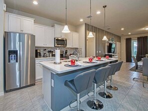 Coffee/tea maker, fridge, microwave, oven - Disney Days & Poolside Nights | Spa | Sleeps 12 (Kissimmee)
