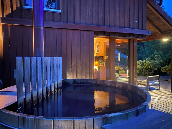 Spa - Bioclimatic chalet with yurt and Nordic bath in the mountains (Le Ménil)