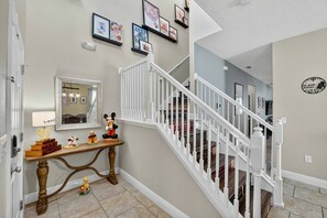 Interior - Outstanding Oakbourne - Disney Palace 5 BR + Pool (Davenport)