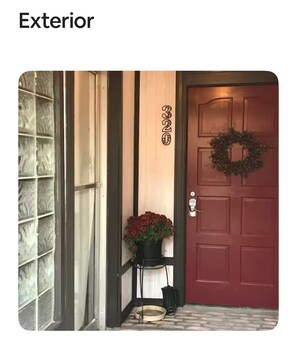 Exterior detail - Enchanting Historic Spa Loft. 3rd story private deck/jetted tub/Heart of Madison (Madison)