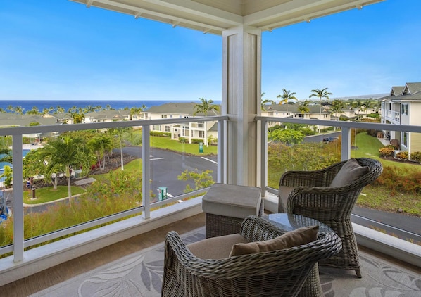Property grounds - Summer Deal Kona Ocean View Villa with Pool Hot Tub and Beach Gear (Kailua-Kona)