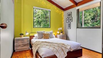 1 bedroom, iron/ironing board, travel crib, WiFi