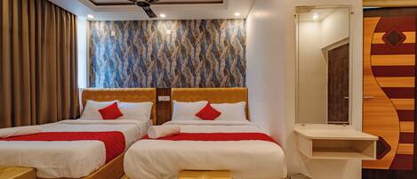 Family Quadruple Room | Desk, blackout drapes, iron/ironing board, free WiFi