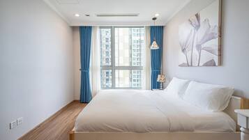 Business Apartment, 2 Bedrooms, Balcony, City View | Bathroom