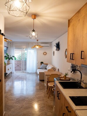 Interior - Apartment near the beach in El Bajoncillo (Malaga)
