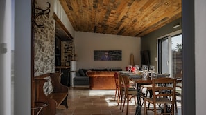 Dining - LE CHAI DES POILANES (Orée d'Anjou)