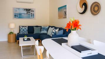 Televisie en een kantoor