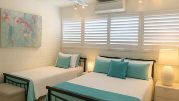 2 bedrooms, iron/ironing board, WiFi, bed sheets