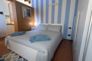1 多间卧室、WiFi、床单
