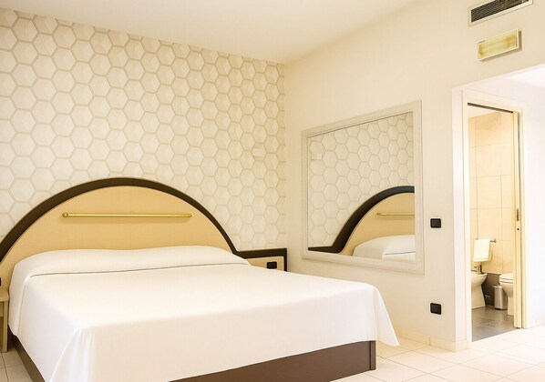 Desk, free WiFi - Sechi Hotel Milano (Milan)