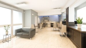 Een bureau, gratis wifi