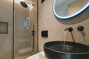 Villa | Bilik Mandi