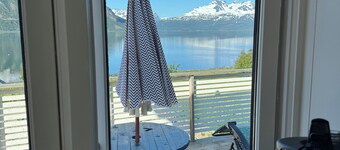 Cozy rooms, fjord views, and free vegan breakfast