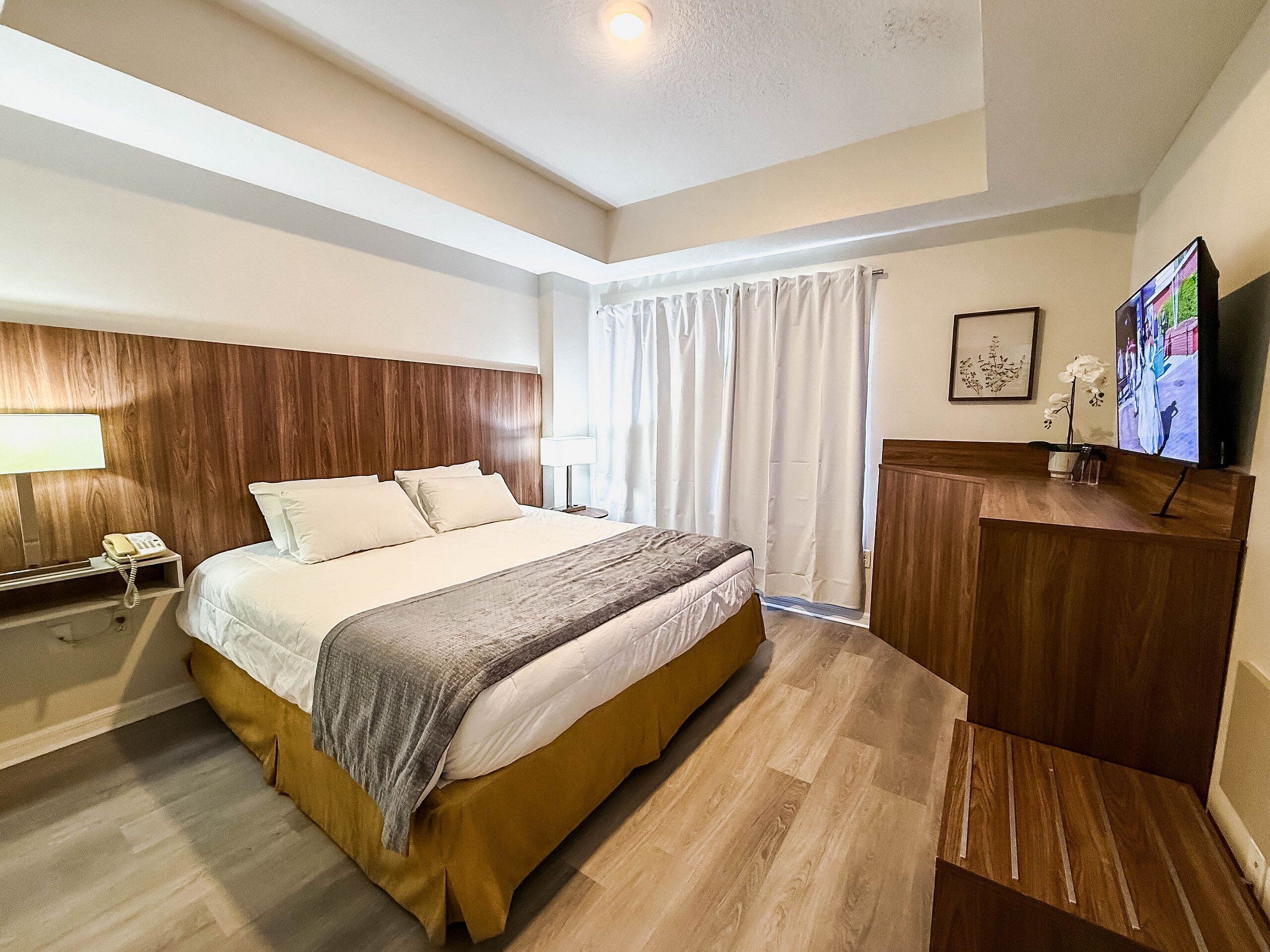 Apartment | In-room safe, blackout drapes, soundproofing, iron/ironing board