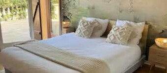 Country House for 12 people, with Jacuzzi, Cinema Room and Sauna