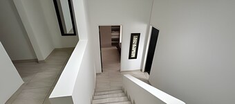 Cozy & Spacious Home – Residential Area