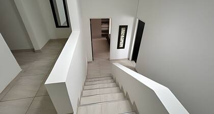 Cozy & Spacious Home – Residential Area