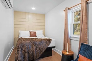 4 bedrooms, iron/ironing board, travel crib, WiFi