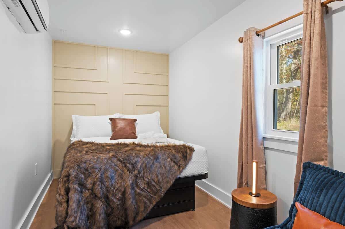 4 bedrooms, iron/ironing board, travel crib, WiFi