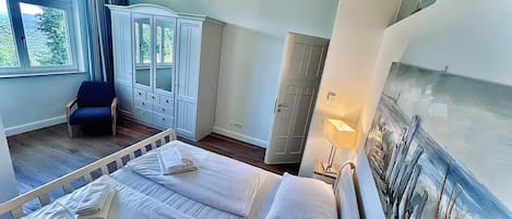 2 室のベッドルーム、WiFi、ベッドシーツ