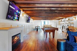 Spielezimmer