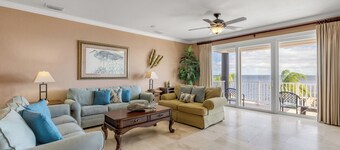 Space Coast Luxury Estate with Heated Infinity Pool, Hot Tub & Fitness Center