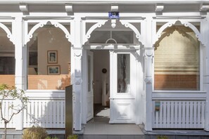 Exterior detail - Apartment 'Schmale Heide' with Wi-Fi & Conservatory with Balcony Effect (Binz)