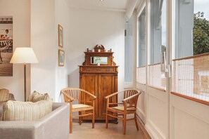Interior - Apartment 'Schmale Heide' with Wi-Fi & Conservatory with Balcony Effect (Binz)