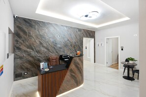 Lobby - Blue Dream Suites - Cetara Room with Wi-Fi and Air Conditioning (Salerno)